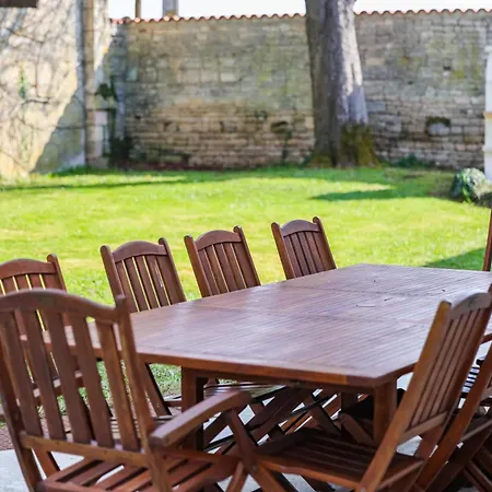 Domaine De La Coudre Σπίτι διακοπών Bréville