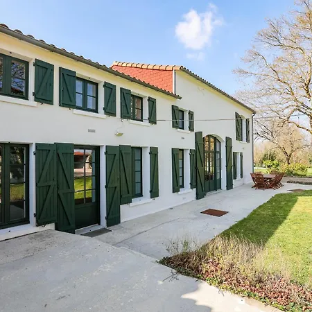 Domaine De La Coudre * Bréville